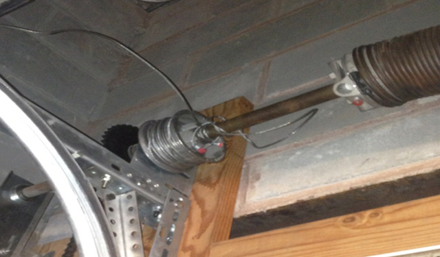 Garage door cable repair Brooklyn